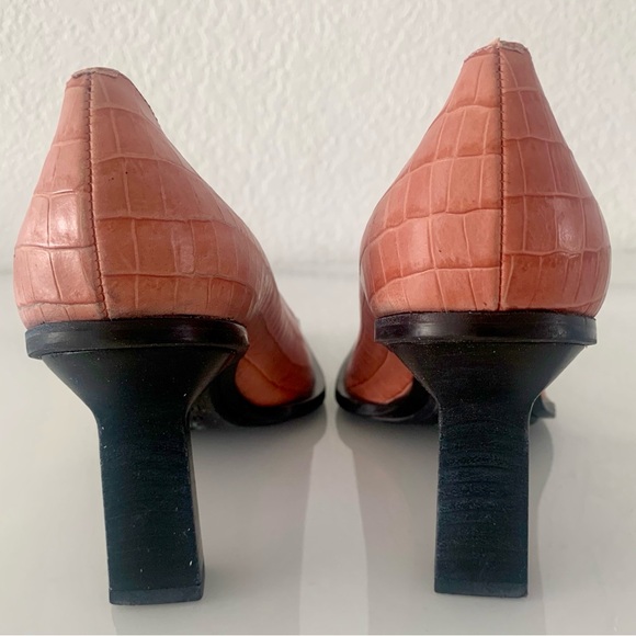 NEW STUDIO POLLINI Rare Embossed Leather Croc Pump 37 1/2 EU - Picture 7 of 12